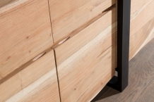 Detail boomstam dressoir acacia 175 cm